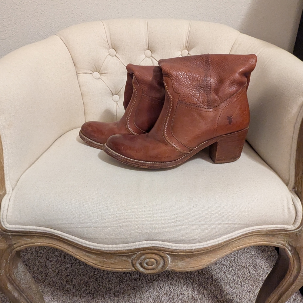 Frye Leather Boots Size 9